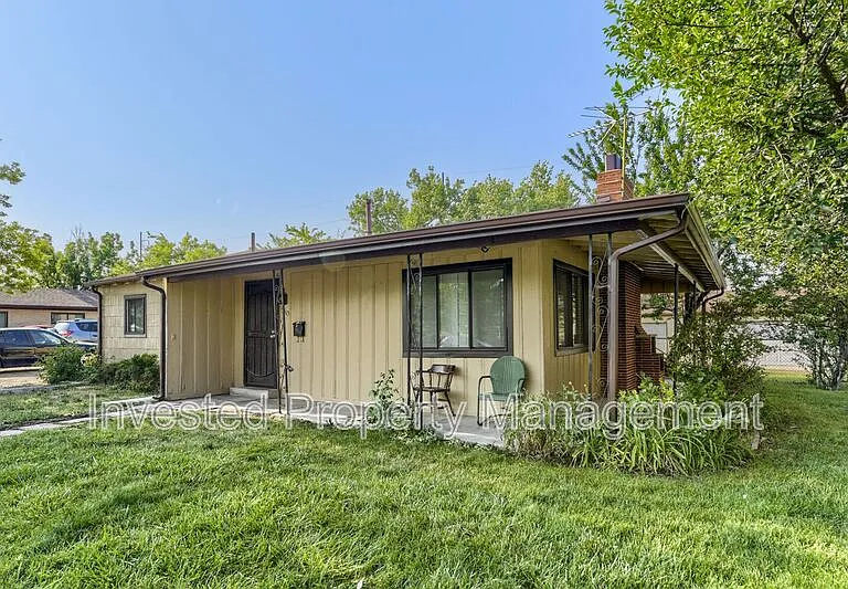 5410 E Asbury Ave — Photo 2