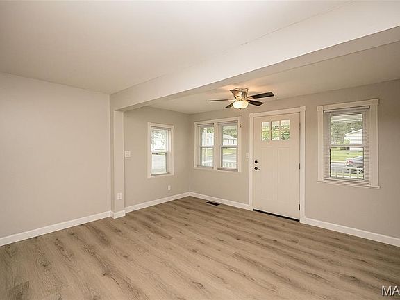 3rd image of 2200 N 5th St