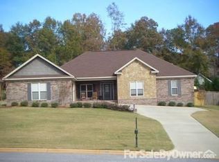 486 Hickory Pl, Wetumpka, AL 36093