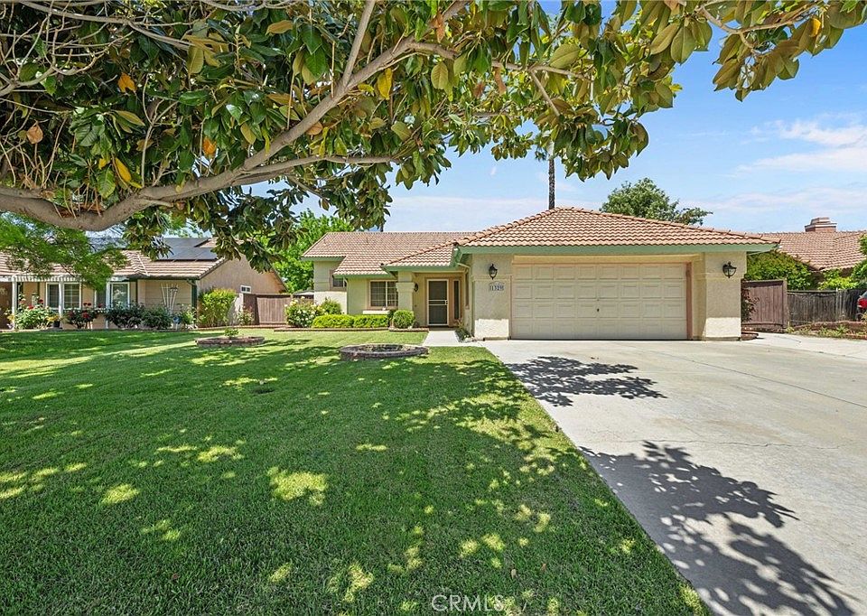 1st image of 1329 E Beringer Dr