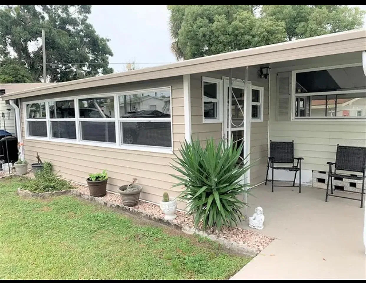 12674 Seminole Blvd — Photo 1