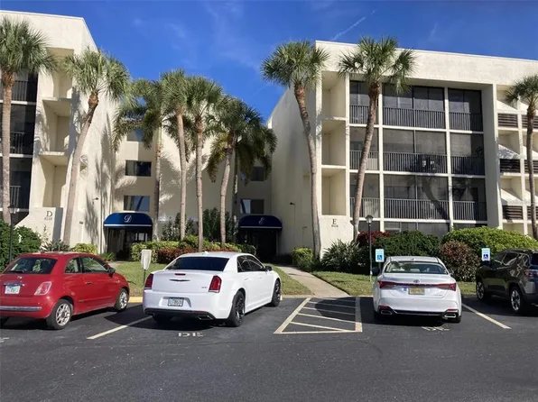 6114 43rd St W APT 101E, Bradenton, FL 34210