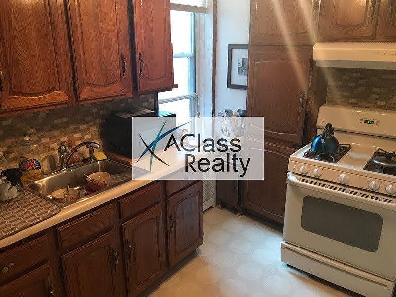 1st image of 3279 44th St APT 2F