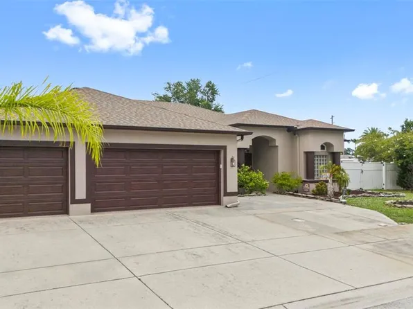8000 Baytree Dr, New Port Richey, FL 34653