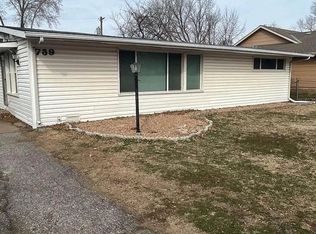 739 N Woodlawn Blvd, Derby, KS 67037