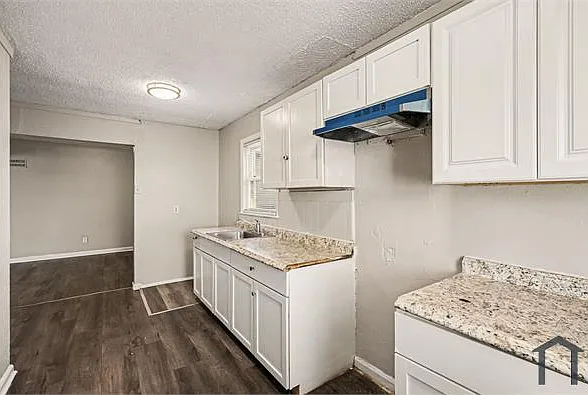 6230 Agnes Ave — Photo 7