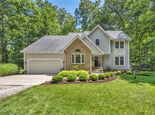 949 S Medina Line Rd, Wadsworth, OH 44281