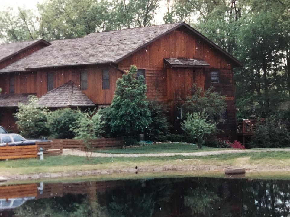 1st image of 2327 E Winding Brook Ct