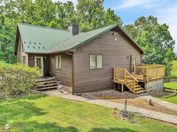 1865 Parrish Rd, Goodview, VA 24095