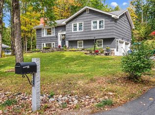 4 Westview Dr, Rochester, NH 03867