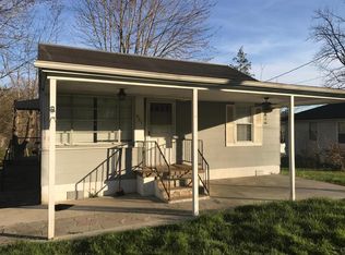 921 W Walden St, La Follette, TN 37766
