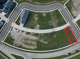 9449 East LAKE VISTA PARKWAY #4001, Oak Creek, WI