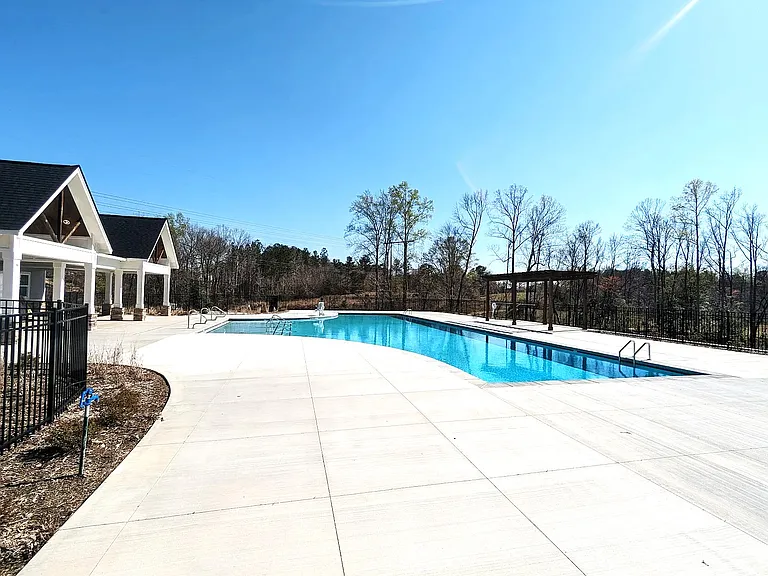 216 Hiking Hill Ln — Photo 46