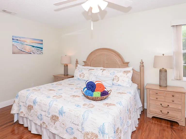 3267 NE Catamaran Ter — Photo 19