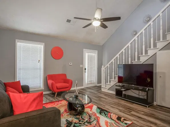 846 Park Pl NE, Conyers, GA
