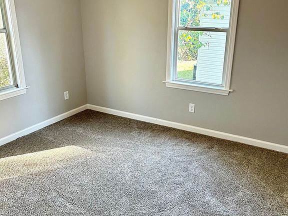 5th image of 1418 Greenwood Ave #0