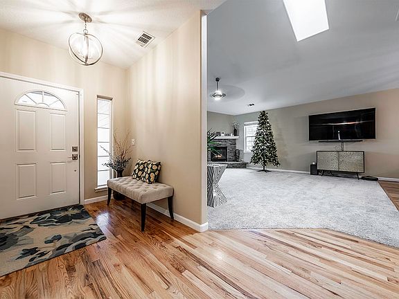 5th image of 2060 Grey Eagle Dr