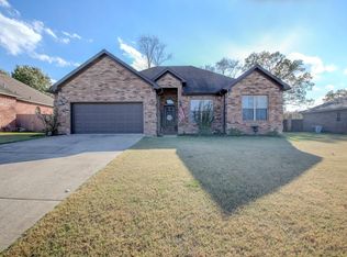 6029 Flight Ct, Jacksonville, AR 72076