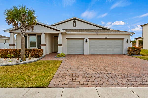 1st image of 7608 NW Deysbrook Lane