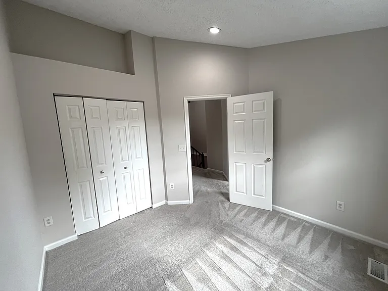 Guest bedroom 2