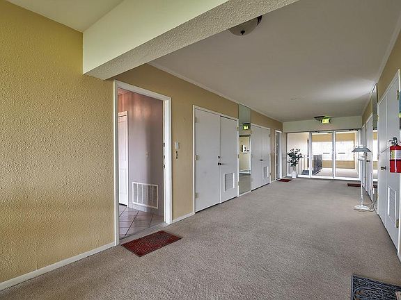 3rd image of 2568 S Elizabeth St APT 7