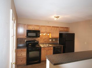 7220 W Park Ave APT E, Saint Louis, MO 63117