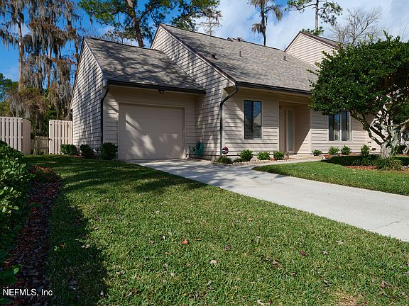3rd image of 4111 PINEY BRANCH Court