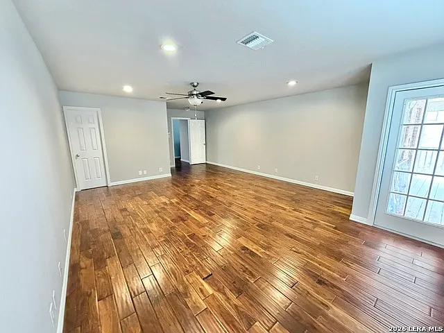 10614 Bluestone Crk — Photo 12