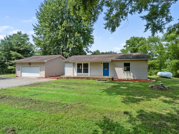 9400 Minard Rd, Parma, MI 49269