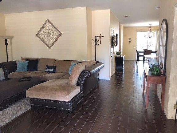5th image of 2336 E La Vida Ave
