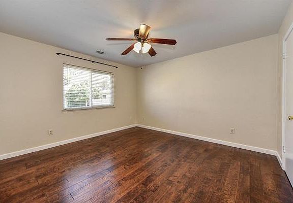 3rd image of 710 7th Ave Unit B