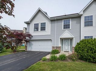375 Lindsay Ln, Brookfield, WI 53045