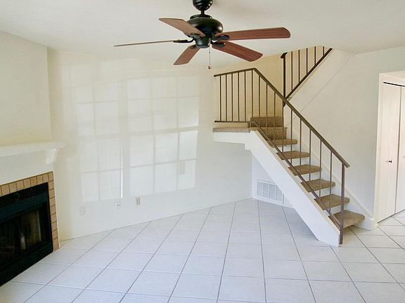 3rd image of 4901 E Kelton Ln Unit 1234