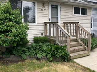 3047 Grove St, Keego Harbor, MI 48320