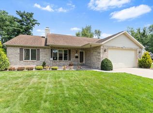 53178 Fiddlehead Ct, South Bend, IN 46637