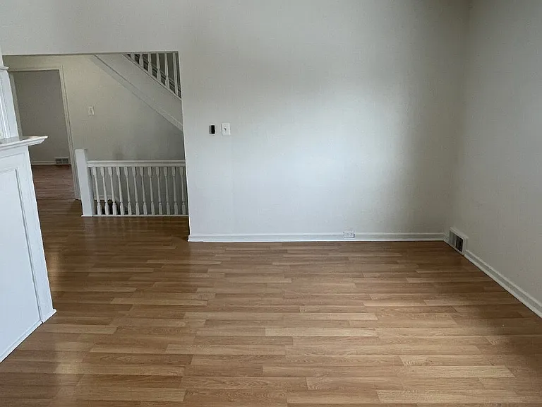 319 N Balph Ave — Photo 52