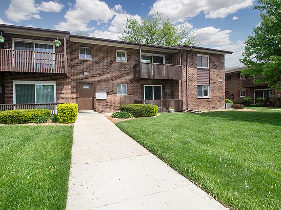 2nd image of 18079 Live Oak Ct #1616
