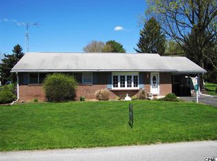 18 Shirley Ln, Boiling Springs, PA 17007