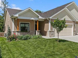 3500 Anaheim Ct, Lincoln, NE 68506