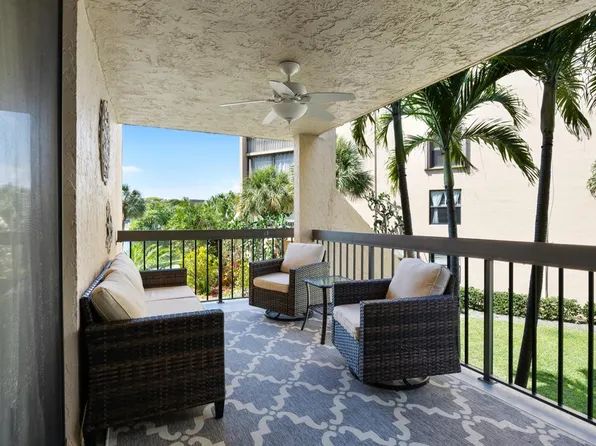 750 Egret Cir, Delray Beach, FL