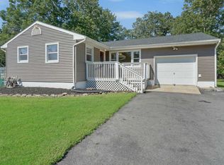 412 Diamond Rd, Jackson, NJ 08527