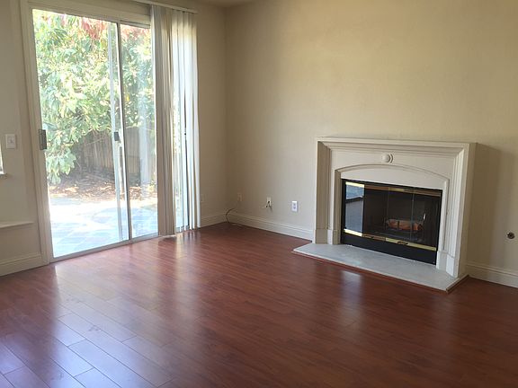 3rd image of 1238 Notting Hill Dr