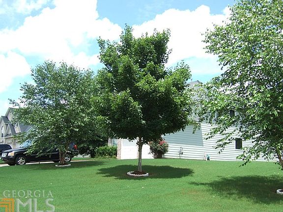 2nd image of 597 Trotters Ln
