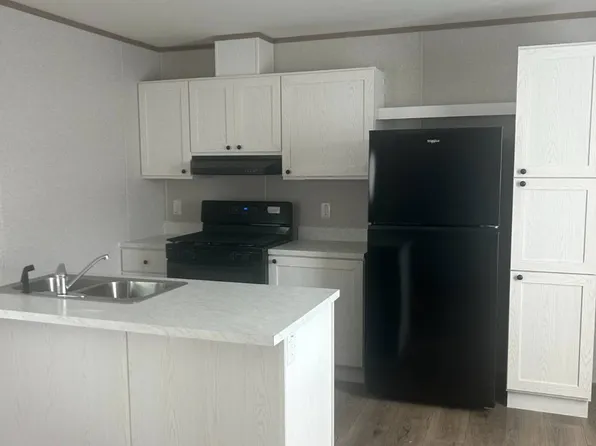 1083 E State Road 2 #408, La Porte, IN 46350