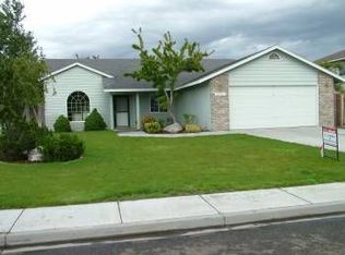 2610 Crane Dr, West Richland, WA