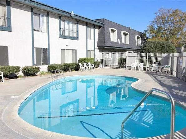 708 N Mollison Ave #104