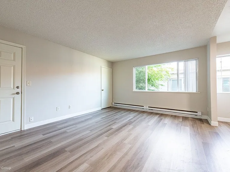 2232 SE Pine St — Photo 29