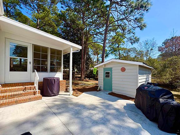 2nd image of 3243 Pecan Trail