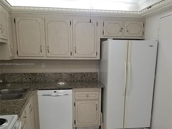 3rd image of 1833 S Ocean Dr APT 808