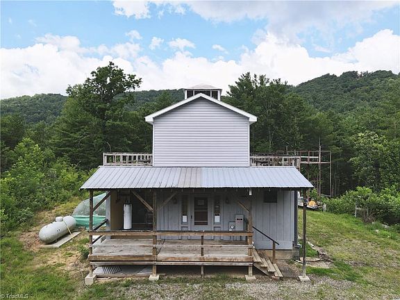 3rd image of 2668 Reedy Branch Rd